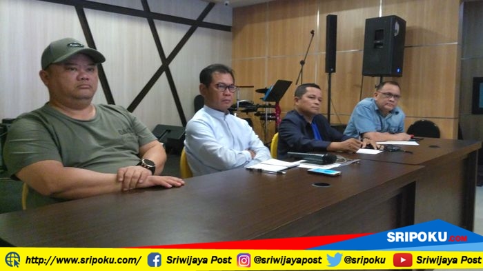 operator-klub-sriwijaya-fc-muddai-madang_20180611_102342.jpg