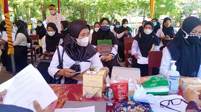 13 Tahun Mengabdi, Guru Honorer di OKU Selatan Motoran Dua Jam Ikut Tes PPPK