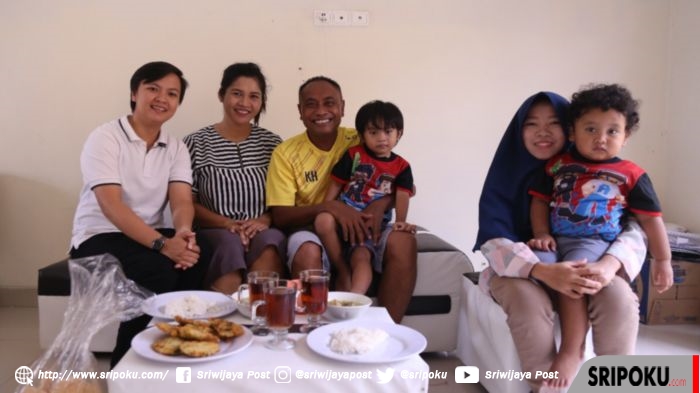pelatih-kepala-sriwijaya-fc-sfc-kas-hartadi.jpg