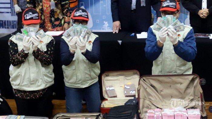 Ini Penampakan Tumpukan Uang Suap Bansos Covid-19 Rp 14,5 Miliar Mensos Juliari, Disimpan di 7 Koper