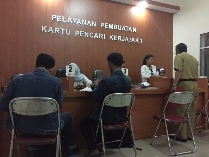 permohonan-pembuatan-kartu-kuning-di-disnaker-palembang_20170927_144620.jpg