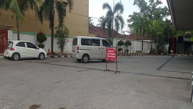 BBM Nonsubsidi Turun Harga, Pertalite Tetap Cepat Habis Diburu Masyarakat Palembang - Sripoku.com