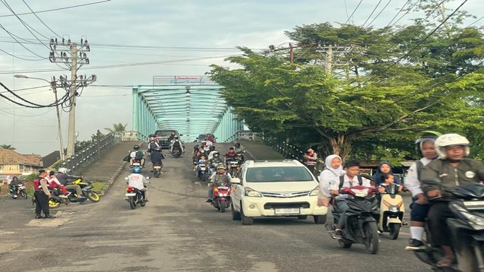 Polres OKI Gelar Police Hazard Serentak di Titik Rawan Macet Kayuagung, 151 Personel Diterjunkan