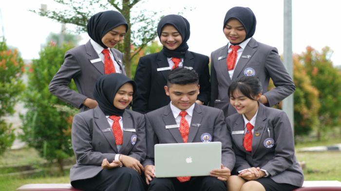 politeknik-pariwisata-poltekpar-palembang-menerima-mahasiswa-baru-tahun-2020.jpg