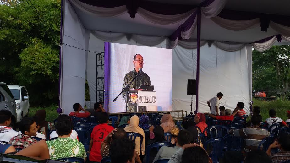 Amzulian Rifai Moderator Debat Publik Pilkada Musirawas