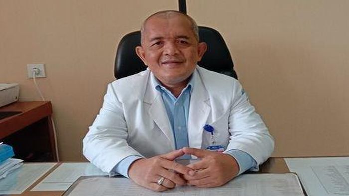 prof-yuwono-ahli-mikrobiologi-2.jpg