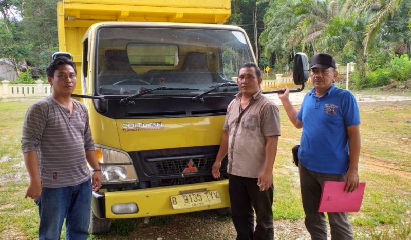 Kurun Waktu 13 Jam Petugas Berhasil Temukan Mobil Dump Truk Curian di Hutan Perkebunan Sawit