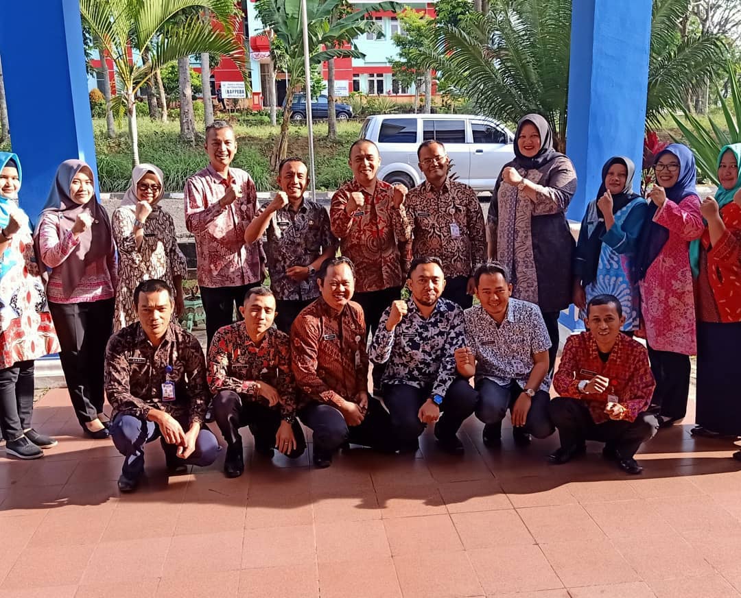 sejumlah-asn-kota-pagaralam-beramai-ramai-menggunakan-batik.jpg