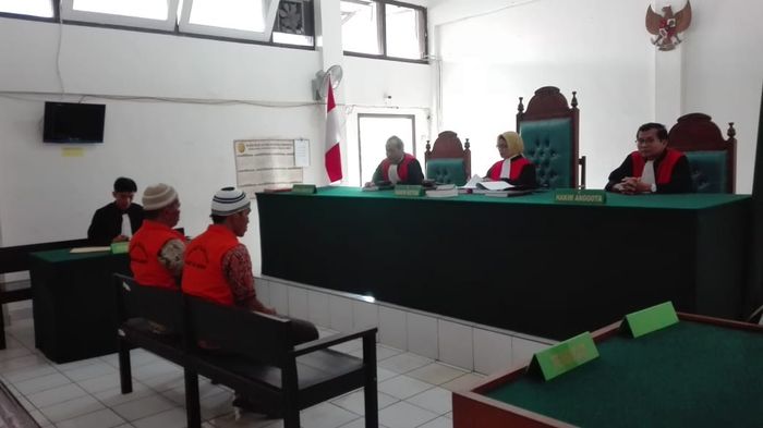 sidang-kasus-penyelundupan-handphone.jpg