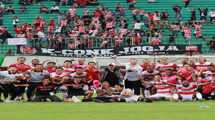 skuad-madura-united.jpg