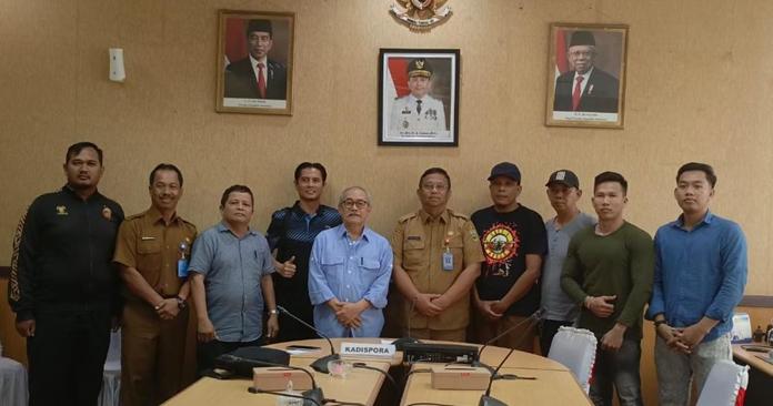 suporter-rapat-bareng-presiden-sfc.jpg