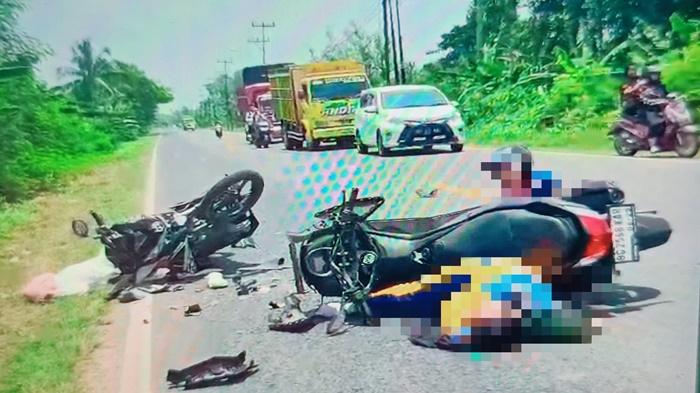 tabrakan-adu-kambing-terjadi-di-Desa-Banding-Anyar.jpg