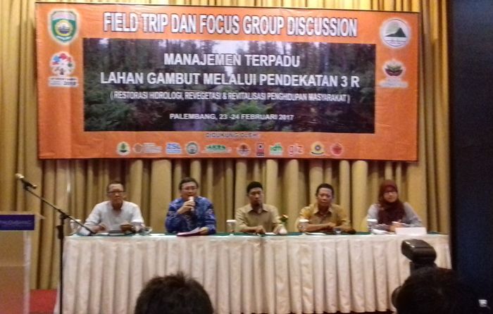 tim-ahli-trgd-sumsel-prof-robiyanto-h-susanto_20170224_143712.jpg
