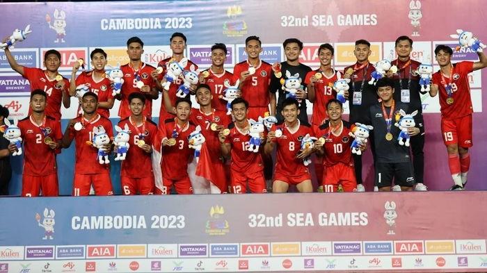 timnas-u22-indonesia-juara-cabor-sea-games-2023-pssi-crop.jpg
