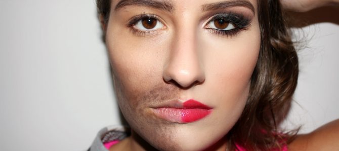 Bikinidagi katta kokrak fotosuratlari