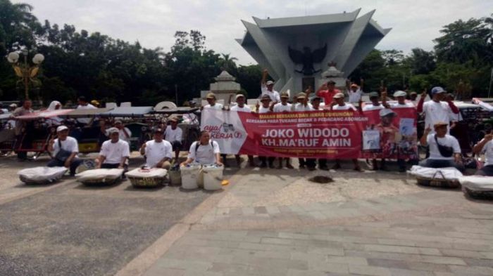 tukang-becak-dan-pedagang-asongan-berikrar-dukung-jokowi-maruf-amin.jpg