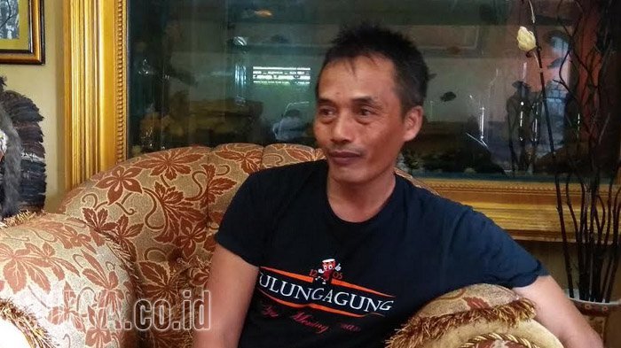 Fakta, Pria Bawa Uang Rp 4,5 Miliar ke BCA. Nyaris Pingsan Saat Kardus Dibuka Ternyata Uang Mainan