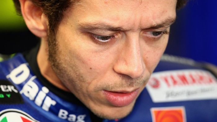 valentino-rossi-dari-dekat_20151105_225606.jpg