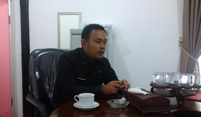 wakil-ketua-komisi-i-tuti-ilhsan-sh_20170125_215042.jpg