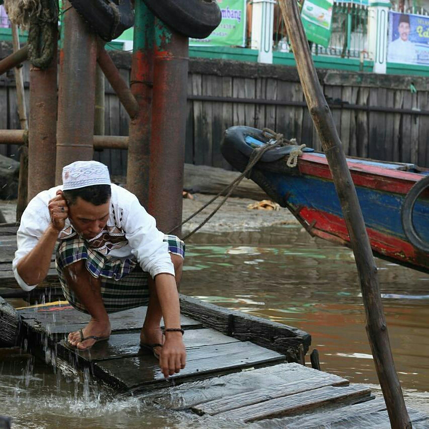 wudhu-di-majid-kiai-marogan_20180615_123432.jpg
