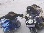 Aksi-seorang-jambret-yang-sasar-perempuan-sedang-berkendara-sepeda-motor.jpg