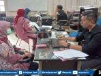 Beberapa-calon-jemaah-umroh-menjalani-pemeriksaan-penyidik-di-Polda-Sumsel.jpg