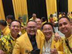 Dodi-Reza-Alex-Noerdin-saat-hadiri-Munas-Golkar-di-Jakarta-Selasa-2082024.jpg