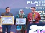 Gold-Award-dewa.jpg