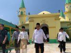 Gubernur-Kepri-Ansar-Ahmad-di-Masjid-Raya-Sultan-Riau-Pulau-Penyengat.jpg