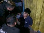 Hermansyah-alias-Eman-22-diamankan-Polda-Sumsel.jpg