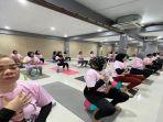 Jaga-Kepugaran-Srikandi-Ganjar-Ajak-Perempuan-Milenial-Palembang-Yoga-Bareng.jpg