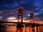 Jembatan-Ampera-diwaktu-senja.jpg