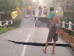 Jembatan-penghubung-yang-berada-di-Desa-Bantan-Pelita.jpg