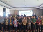 Kakanwil-Kemenkumham-Sumsel-Ilham-Djaya-melakukan-Pengukuhan-desa-sadar-hukum.jpg
