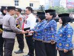 Kapolda-Sumsel-Irjen-Pol-A-Rachmad-Wibowo-SIk-kembali-memberikan-penghargaan-Pin-Emas.jpg