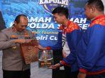Kapolda-Sumsel-Irjen-Pol-A-Rachmad-Wibowo-SIk-memberikan-apresiasi.jpg