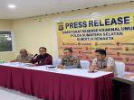 Kasubdit-IV-Renakta-Ditreskrimum-Kompol-Tri-Wahyudi-ketika-pres-release-kasus-rudapaksa.jpg