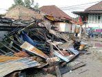Kebakaran-di-Jalan-KH-Azhari-Lorong-Kedukan-5-Ulu-Kecamatan-Seberang-Ulu-I.jpg