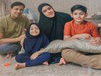 Keluarga-Fairuz-A-Rafiq-dan-Sonny-Septian.jpg