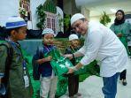 Kilang-Pertamina-Plaju-Gelar-Khitanan-Massal-untuk-350-Anak-di-Sekitar-Perusahaan.jpg