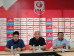 Konfrensi-pers-bersama-awak-media-dan-3-perwakilan-para-suporter-Sriwijaya-FC.jpg