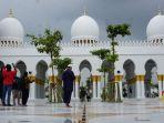 Masjid-Raya-Sheikh-Zayed-di-Solo-Jawa-Tengah.jpg