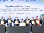PLN-bersama-enam-perusahaan-melakukan-penandatanganan-Perjanjian-Jual-Beli-REC.jpg