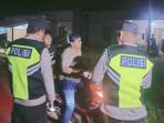 Pastikan-Kondusif-Polsek-Rambang-Polres-Muara-Enim-Gelar-KRYD-Malam-Hari-Libur.jpg