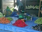 Pedagang-sayur-di-Pasar-Pulo-Mas-Tebing-Tinggi-Empat-Lawang-Terpantau-harga-cabai-naik-pada-Sabtu.jpg