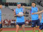 Pemain-timnas-Argentina-berlatih-dalam-sesi-tertutup-di-SUGBK-Jakarta-Sabtu-1762023.jpg