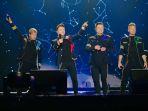 Penampilan-boyband-Westlife-menghibur-penggemarnya-saat-konser-di-ICE-BSD-Tangerang-Banten.jpg