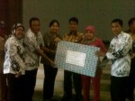 Penyerahan-cinderamata.jpg