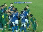 Persib-vs-persebaya-1.jpg