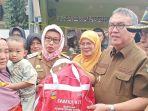 Pj-Bupati-Dr-H-Ahmad-Rizali-MA-bersama-instansi-terkait-mengunjungi-dan-memberikan-bantuan.jpg